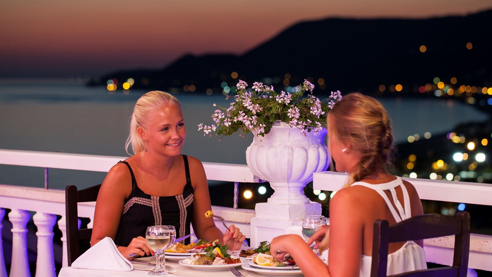 restaurants-main-restaurant