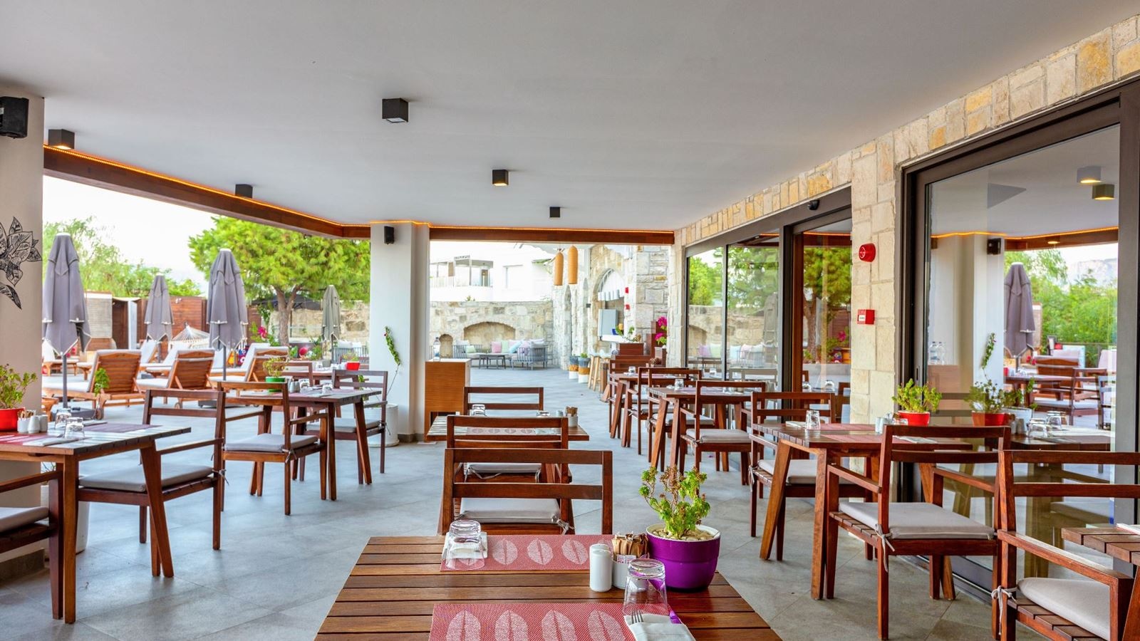 restaurants-main-restaurant