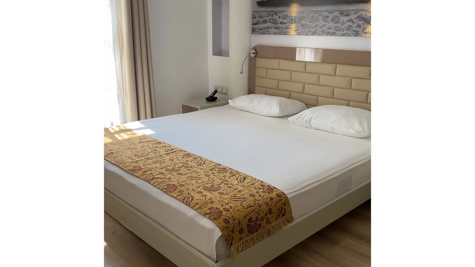 rooms-economy-room