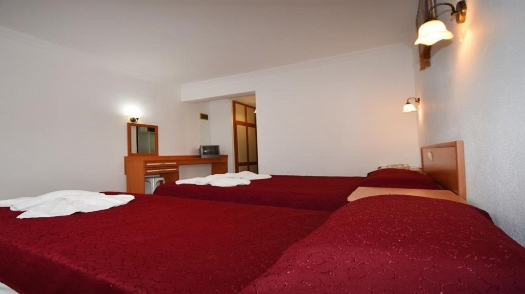 rooms-standard-room