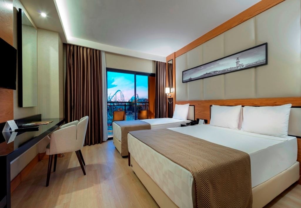 rooms-standard-room-land-view