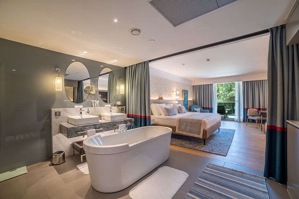 rooms-superior-double-room