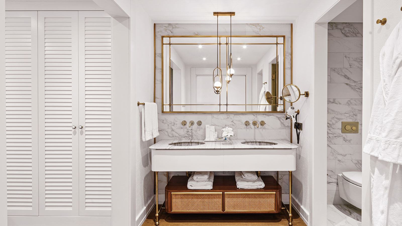 rooms-1-bedroom-suite-sea-view-terrace