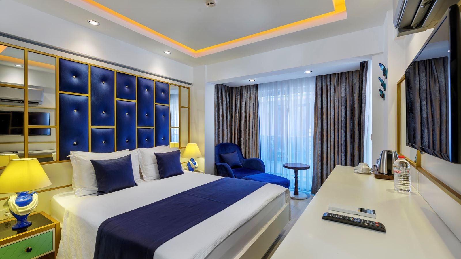 rooms-deluxe-room-sea-side