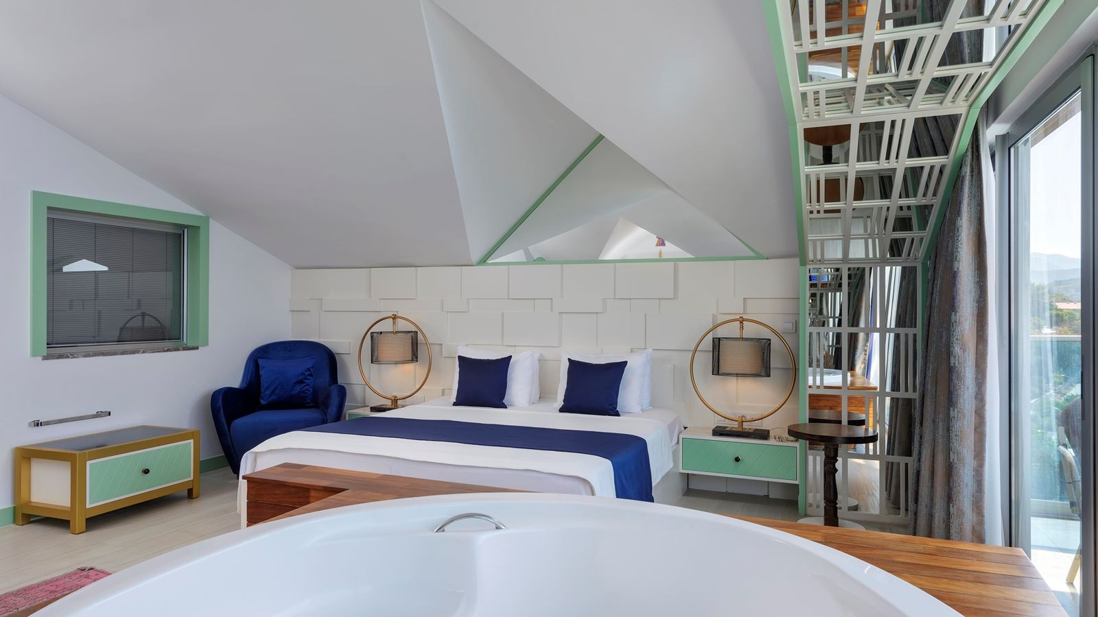 rooms-honeymoon-suite