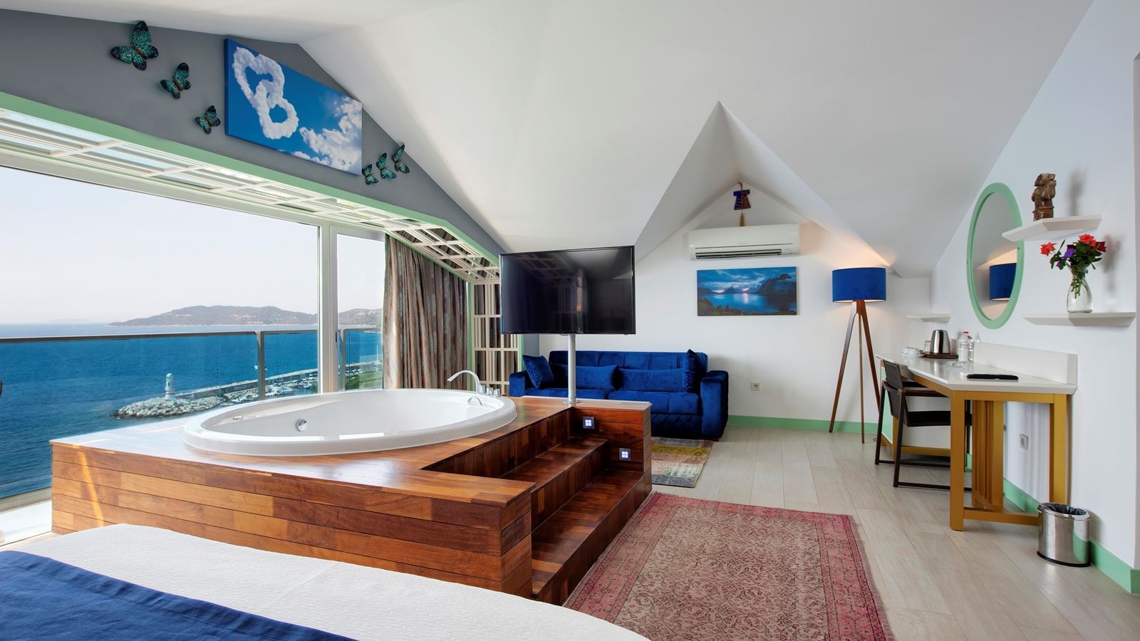 rooms-honeymoon-suite