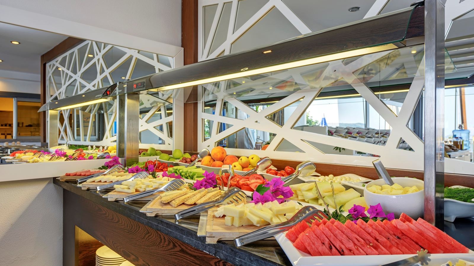 restaurants-sea-view-hotel-restaurant