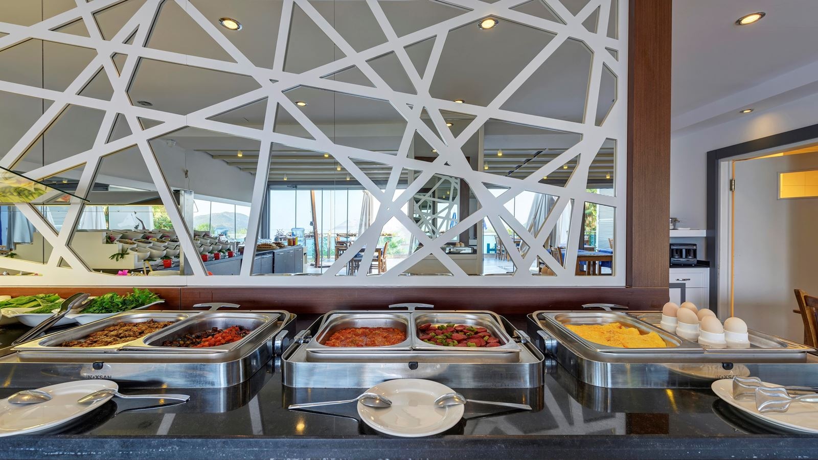 restaurants-sea-view-hotel-restaurant