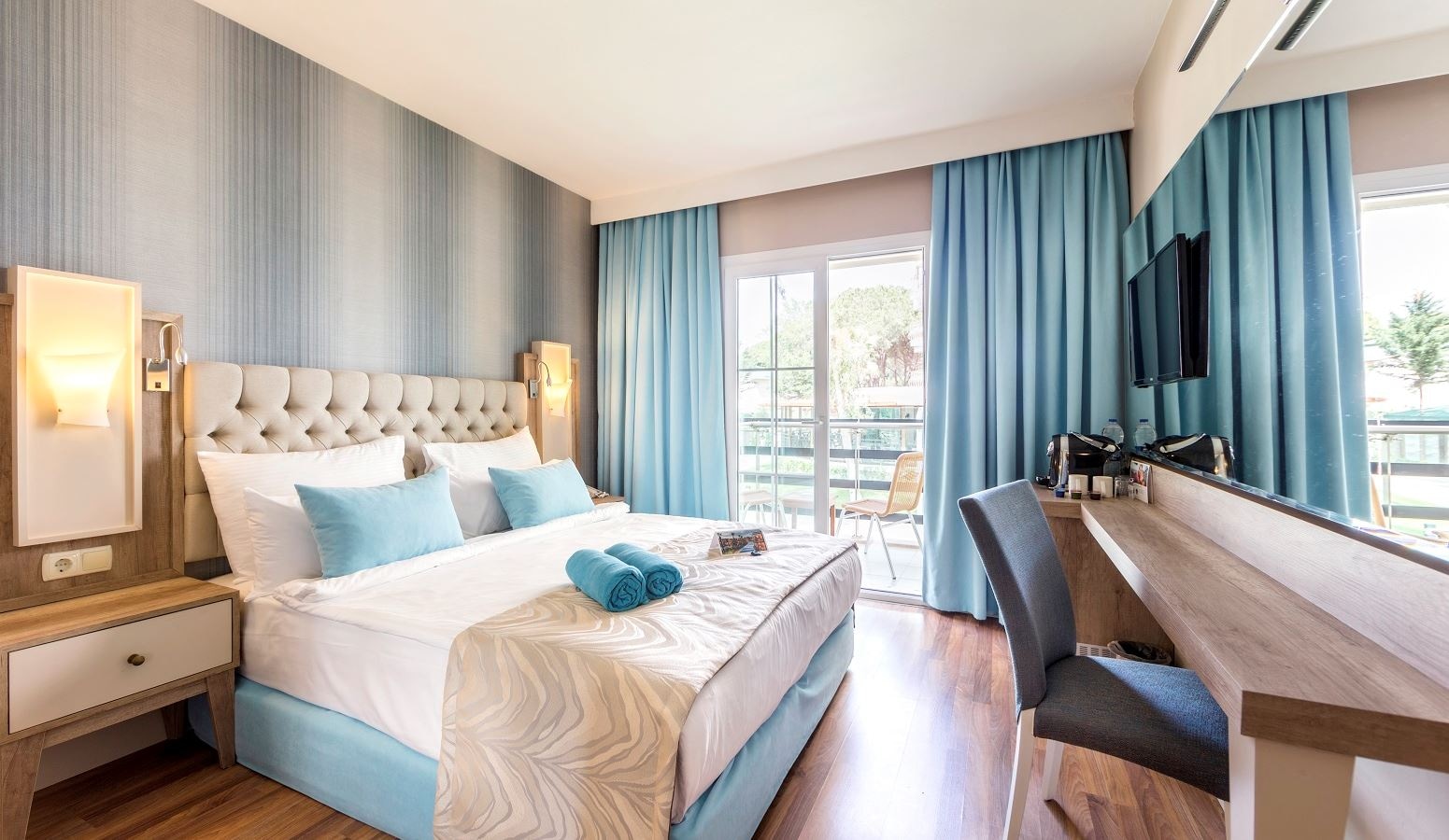 rooms-family-village-room