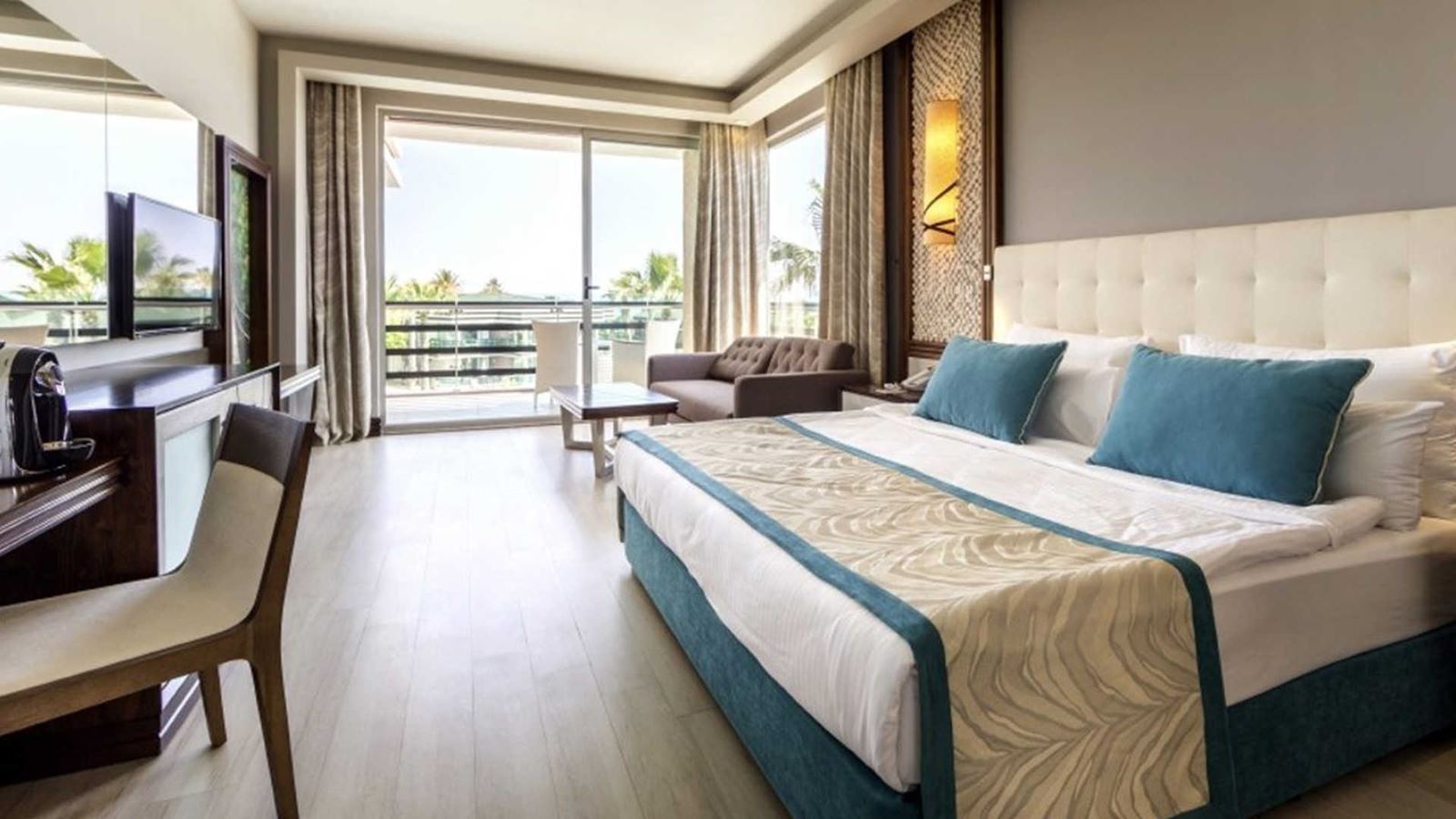 rooms-family-lagoon-room