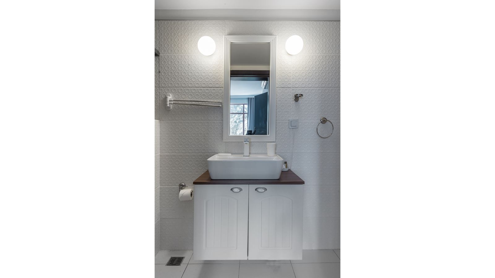 rooms-deluxe-room-with-balcony