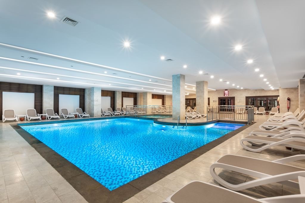 pools-indoor-pool