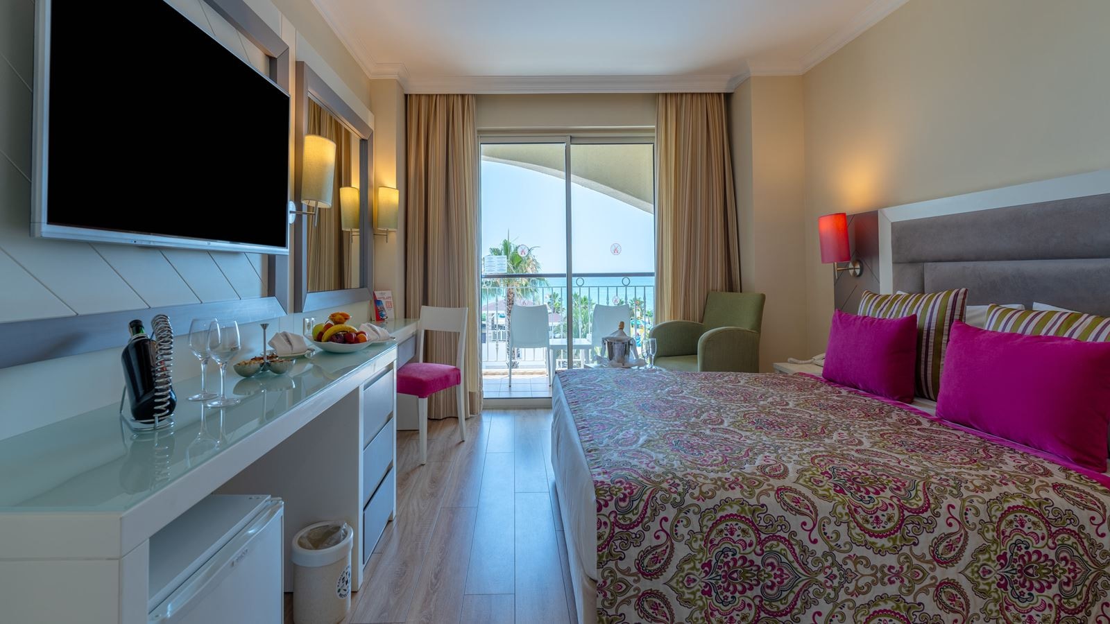 rooms-standard-side-sea-view
