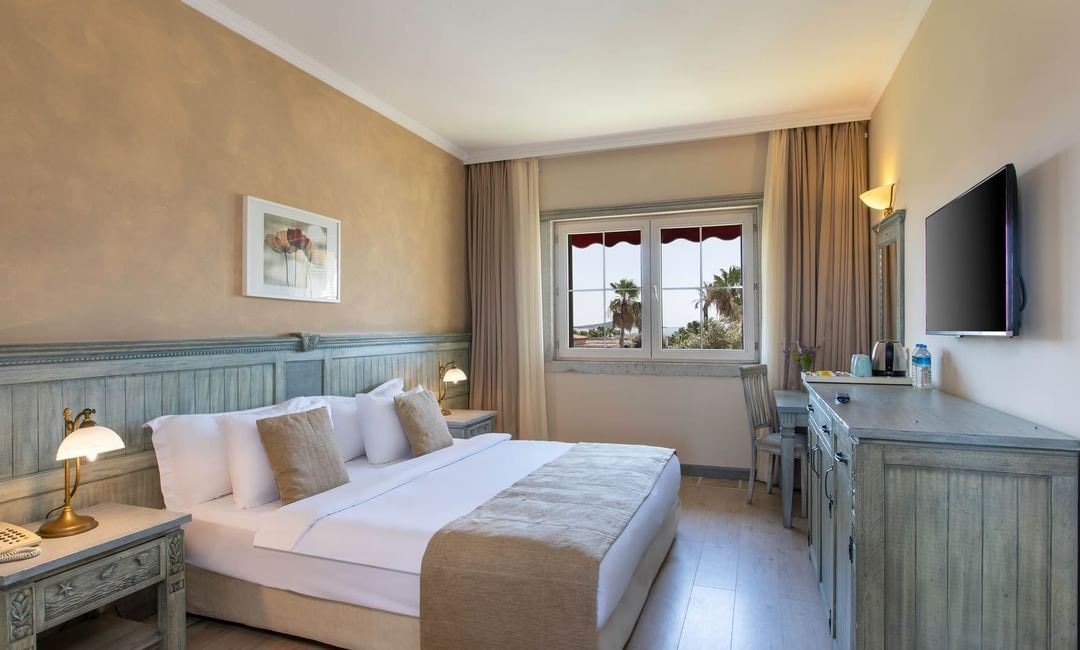 rooms-deluxe-double-room-without-balcony