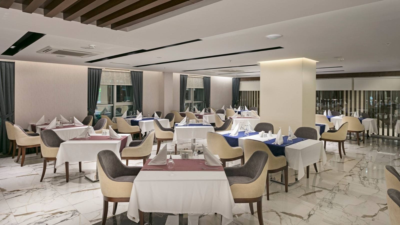 restaurants-main-restaurant