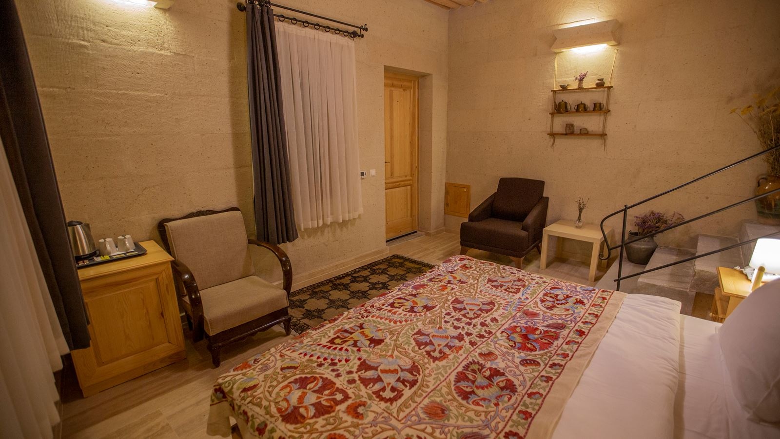 rooms-special-standart-room