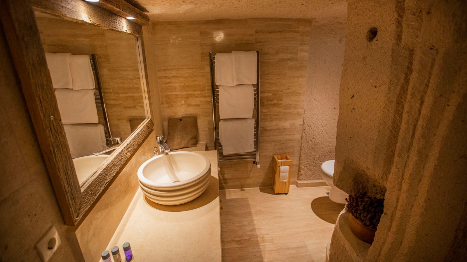 rooms-special-deluxe-room