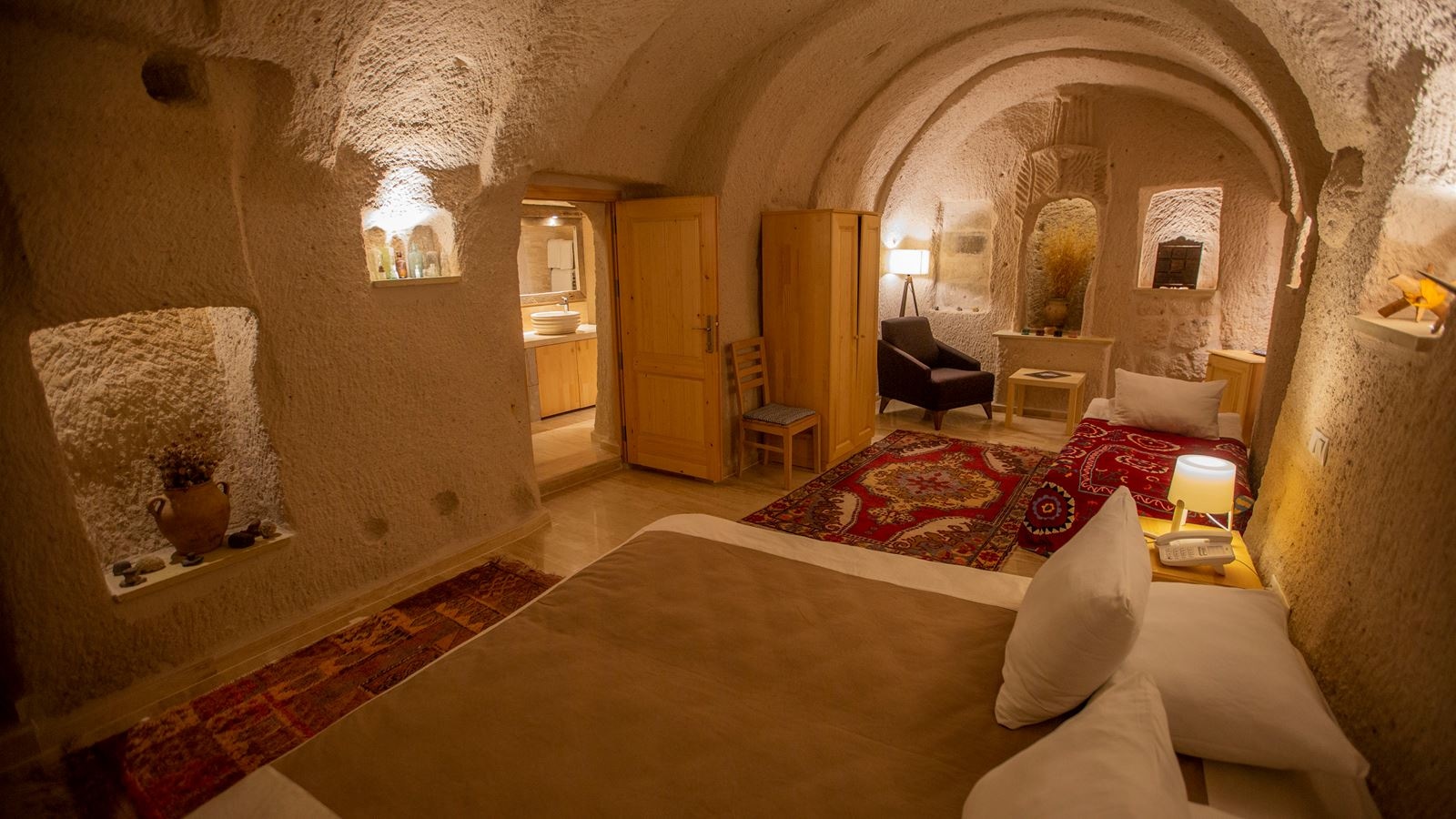 rooms-special-deluxe-room