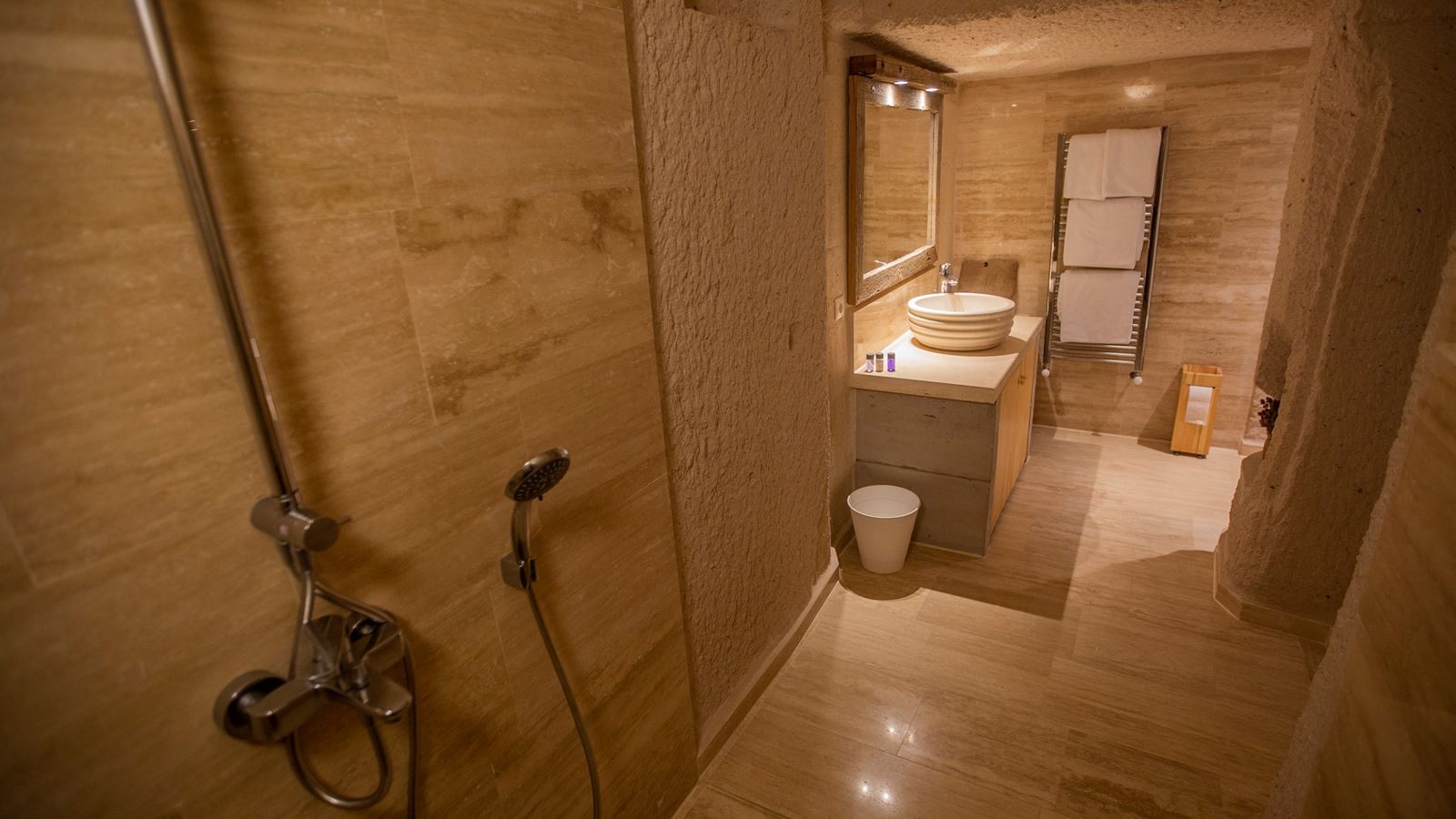 rooms-special-deluxe-room