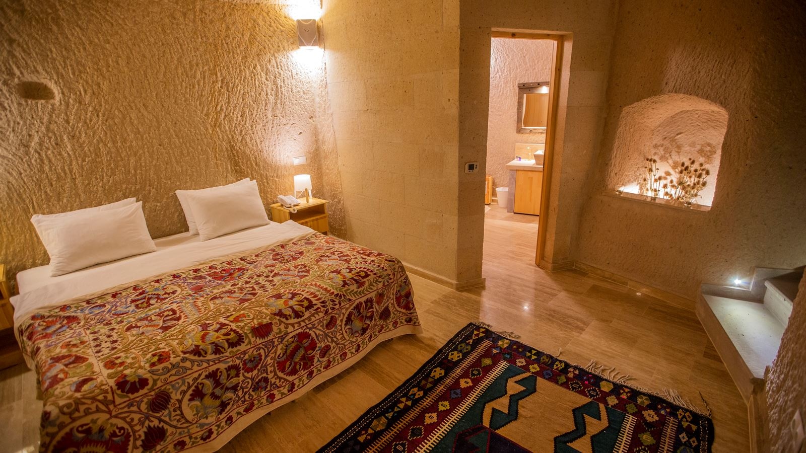 rooms-special-suit-room