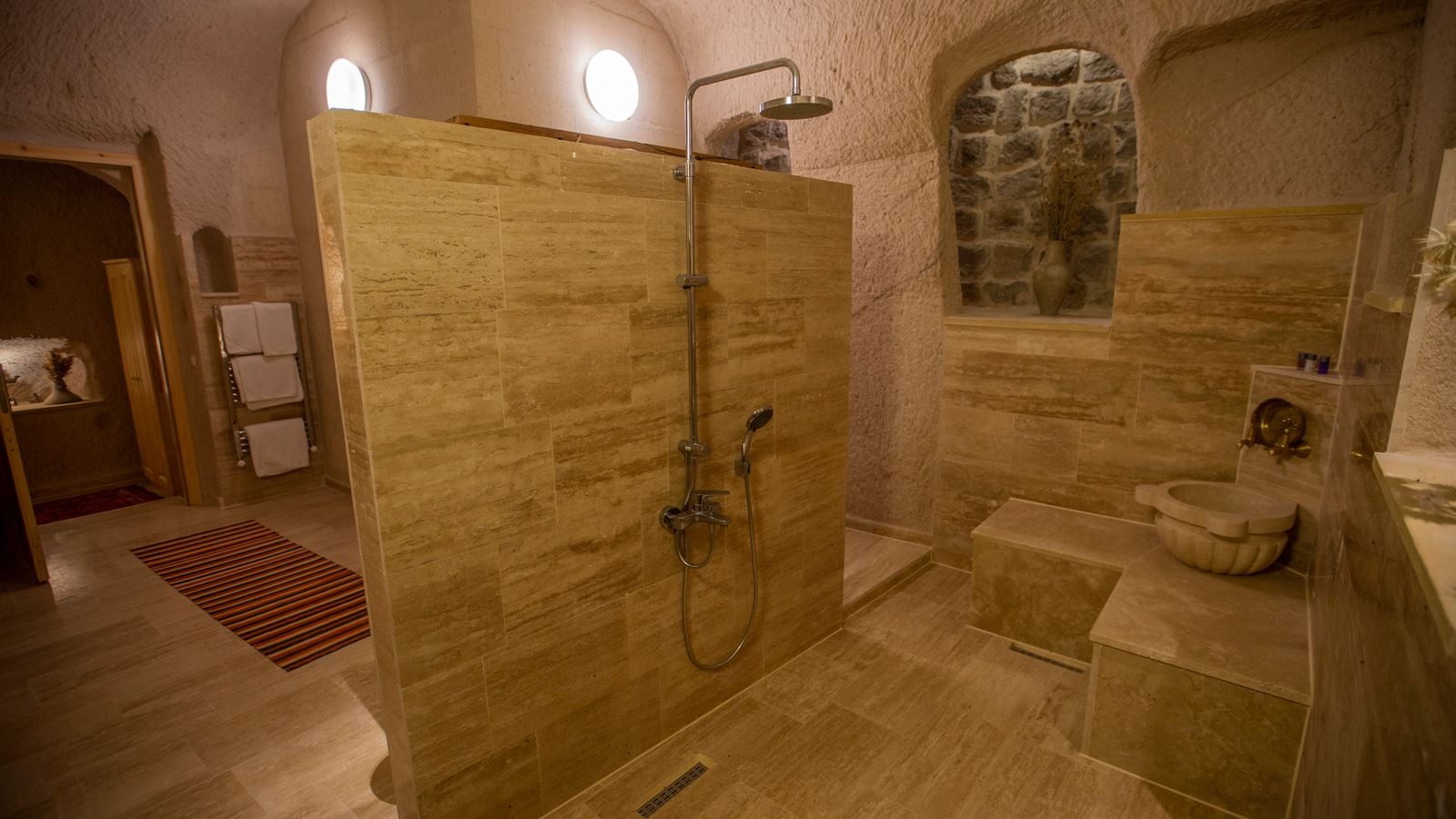 rooms-special-suit-room-with-hammam