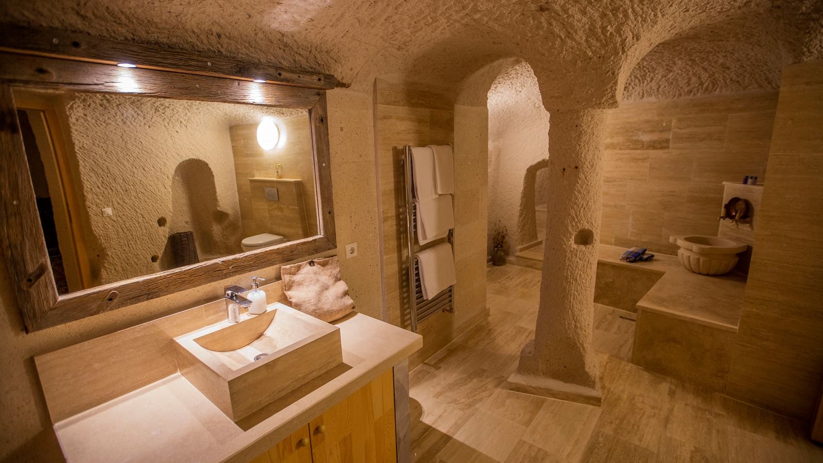 rooms-special-suit-room-with-hammam