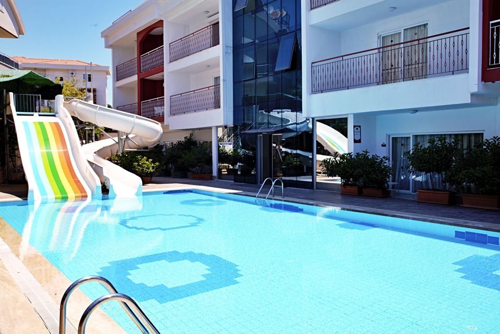 water-park-water-park