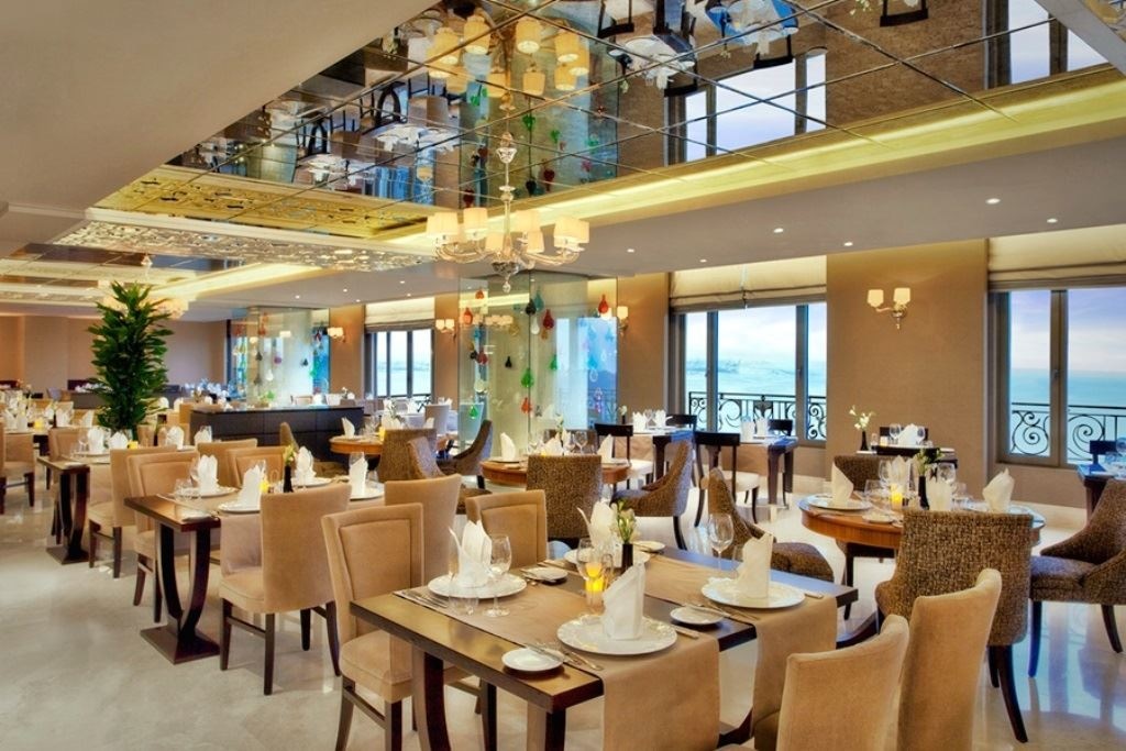 restaurants-breakfast-buffet