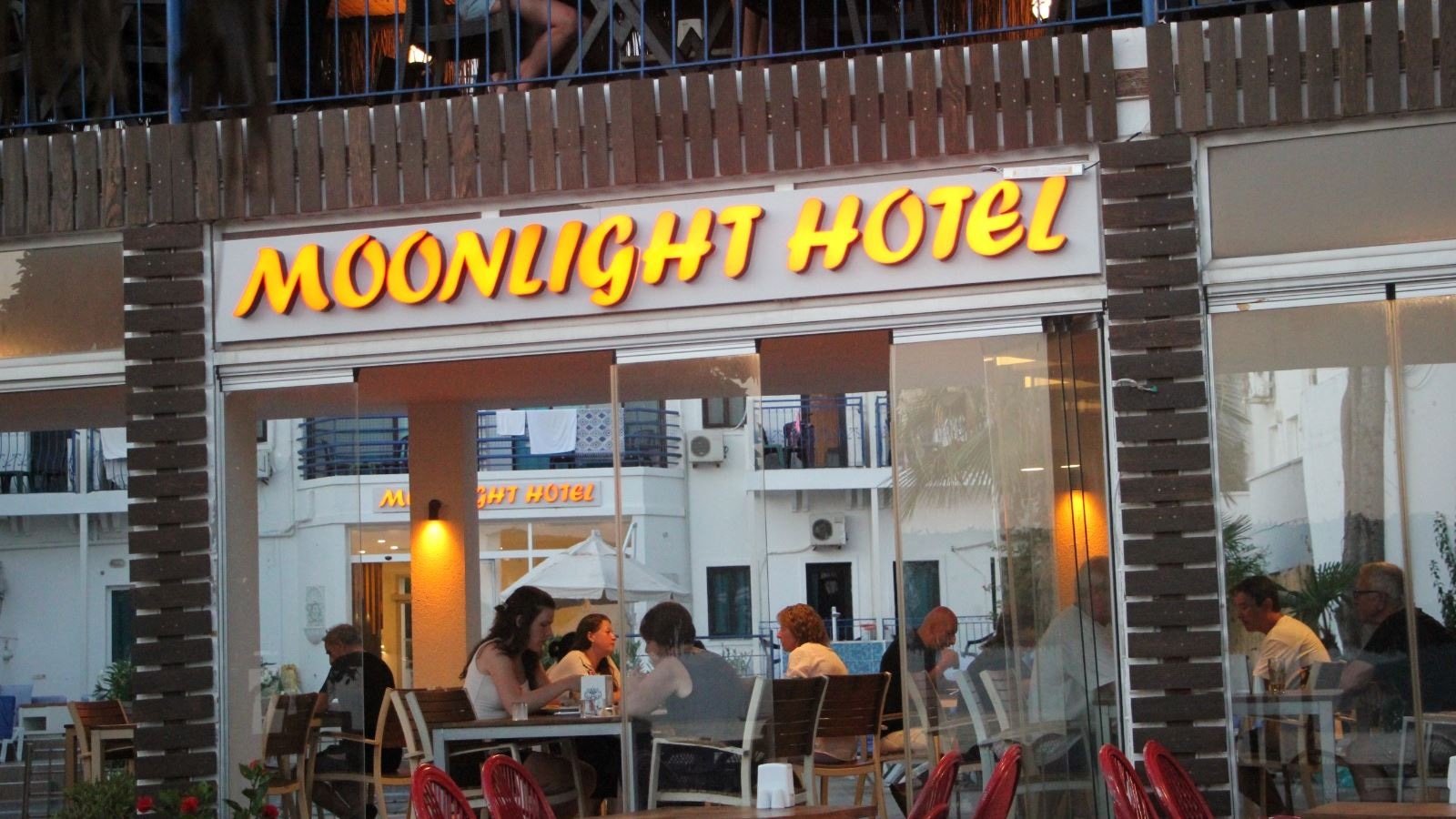 restaurants-main-restaurant