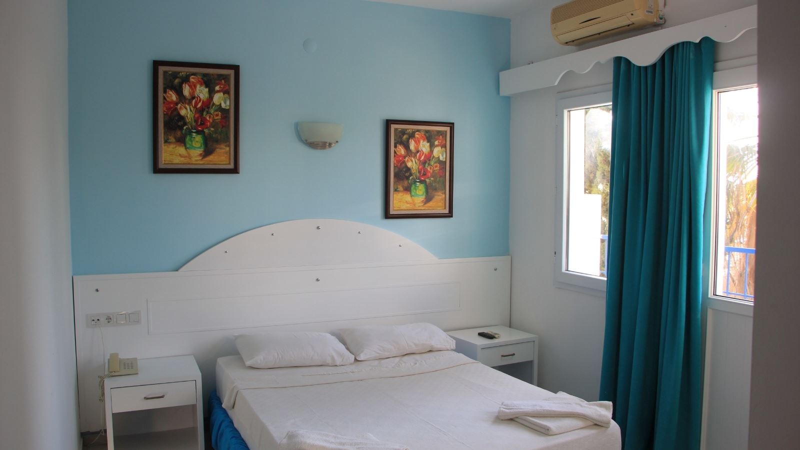 rooms-standard-room-land-view