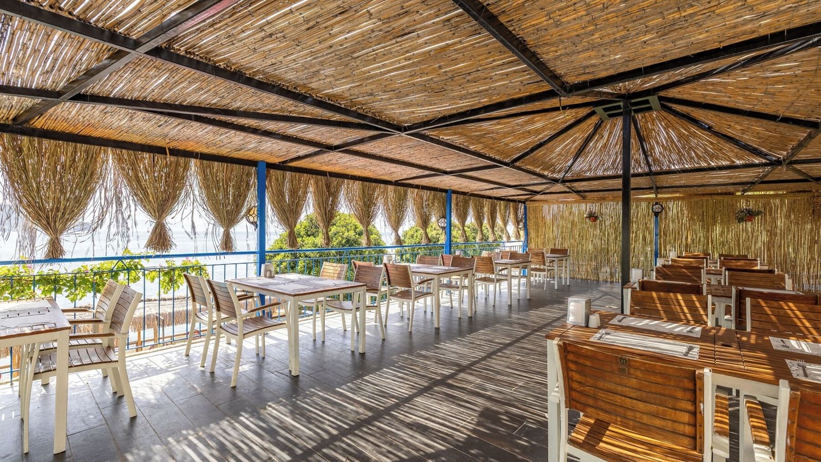 restaurants-main-restaurant