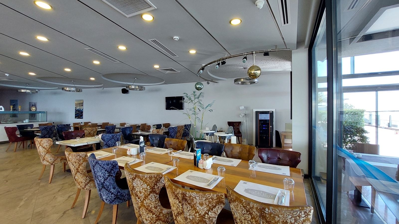 restaurants-ana-restoran