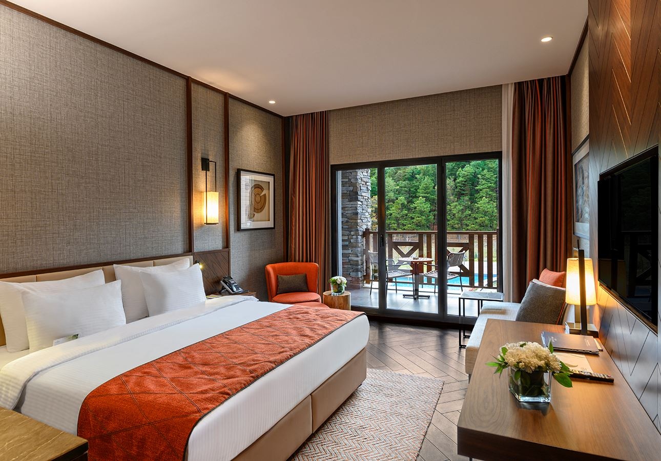 rooms-deluxe-orman-ve-golet-manzarali