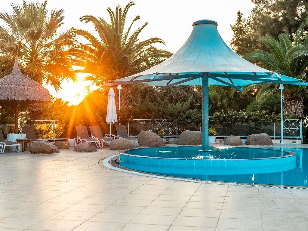 pools-outdoor-childrens-pool