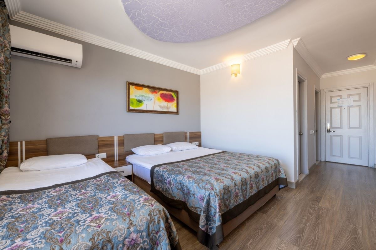 rooms-standart-room-side-sea-view