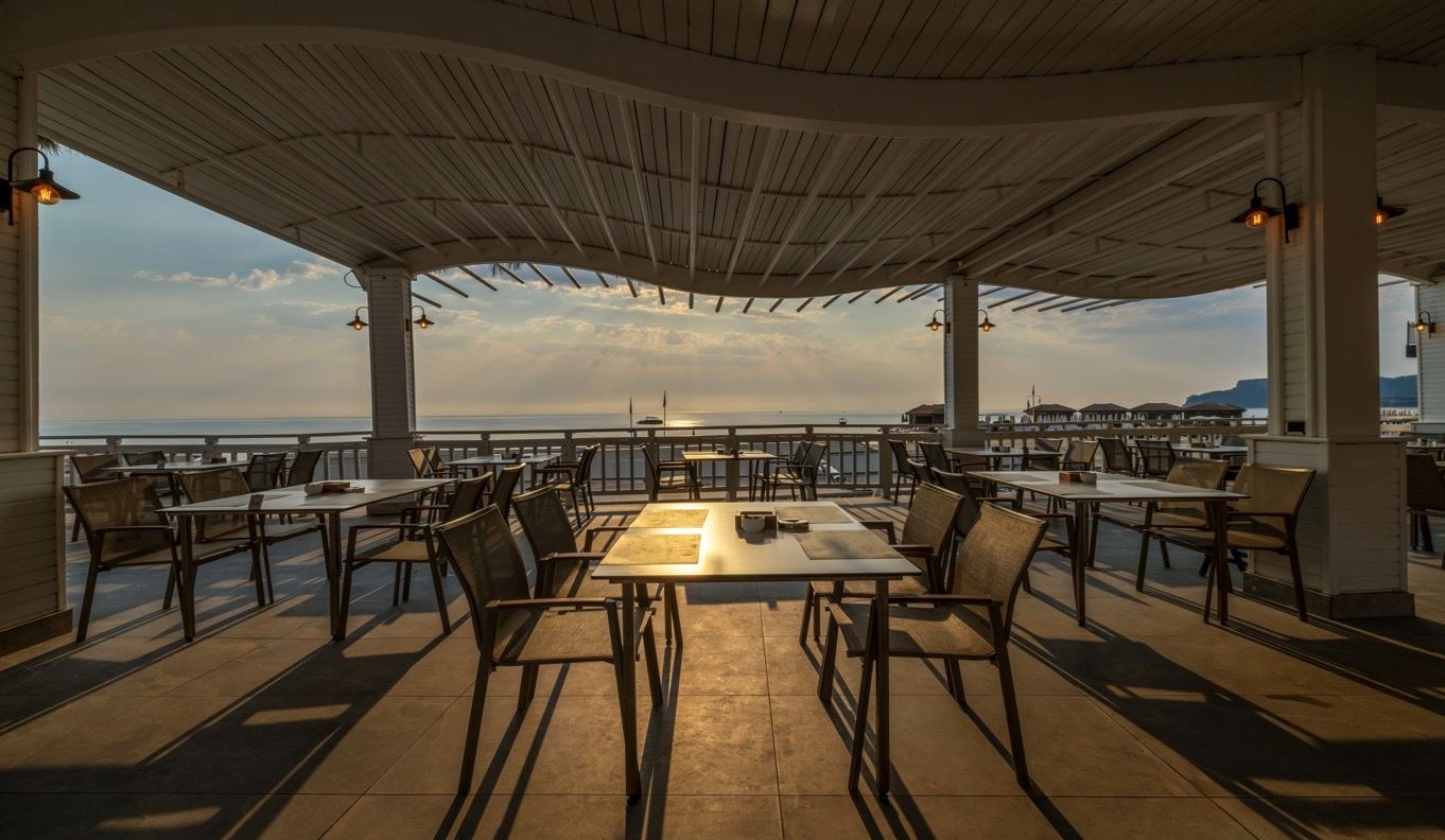 restaurants-caretta-restaurant