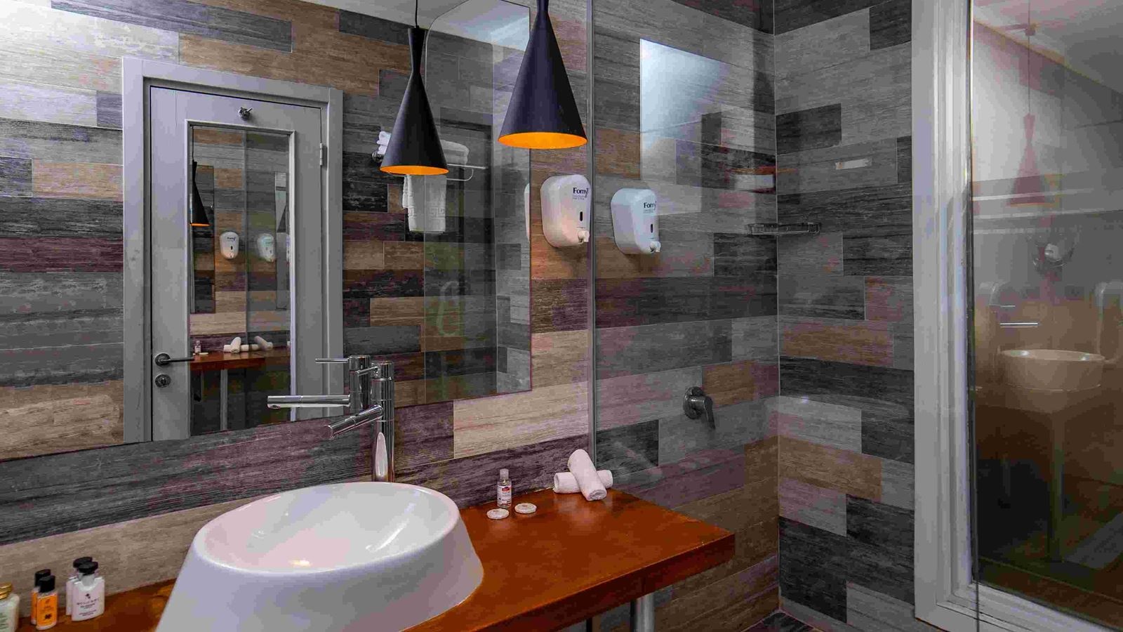 rooms-exclusive--room