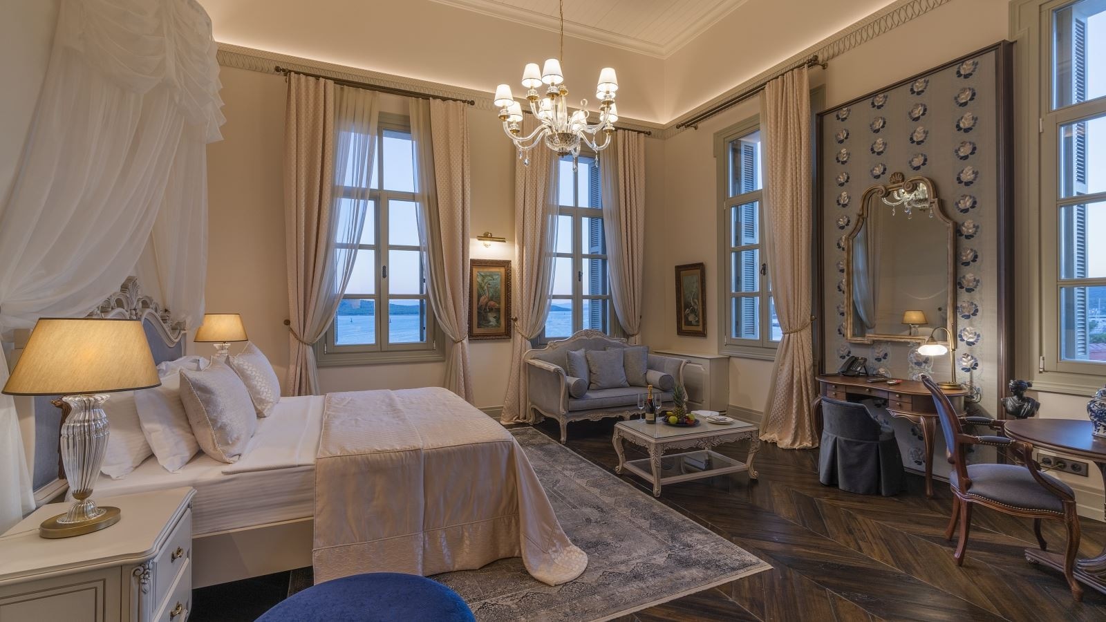 rooms-premium-suit-room