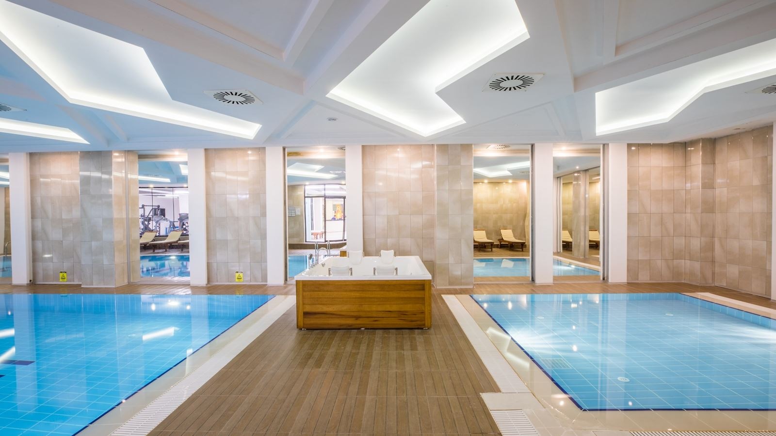 pools-indoor-pool