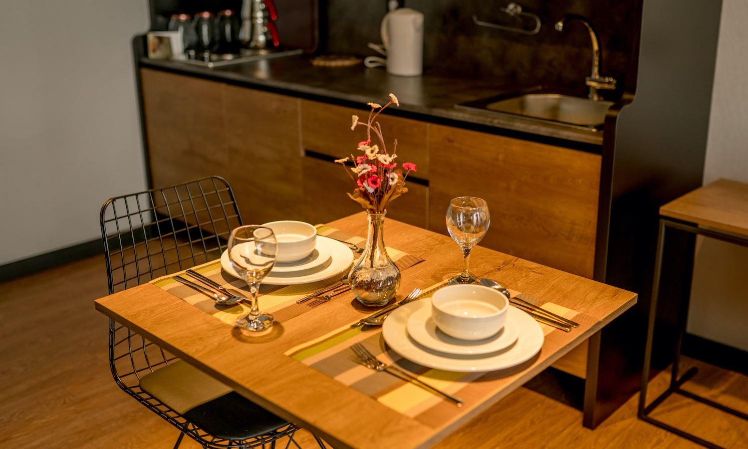 rooms-deluxe-doubletwin-apart-room-mountan-view