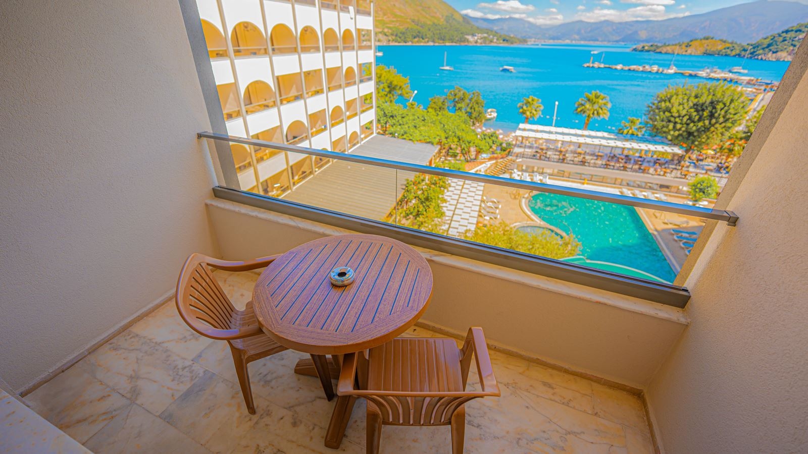 rooms-standard-room-sea-view