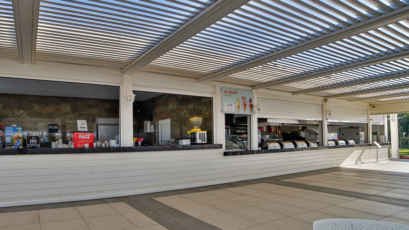 bars-marine-beach-bar