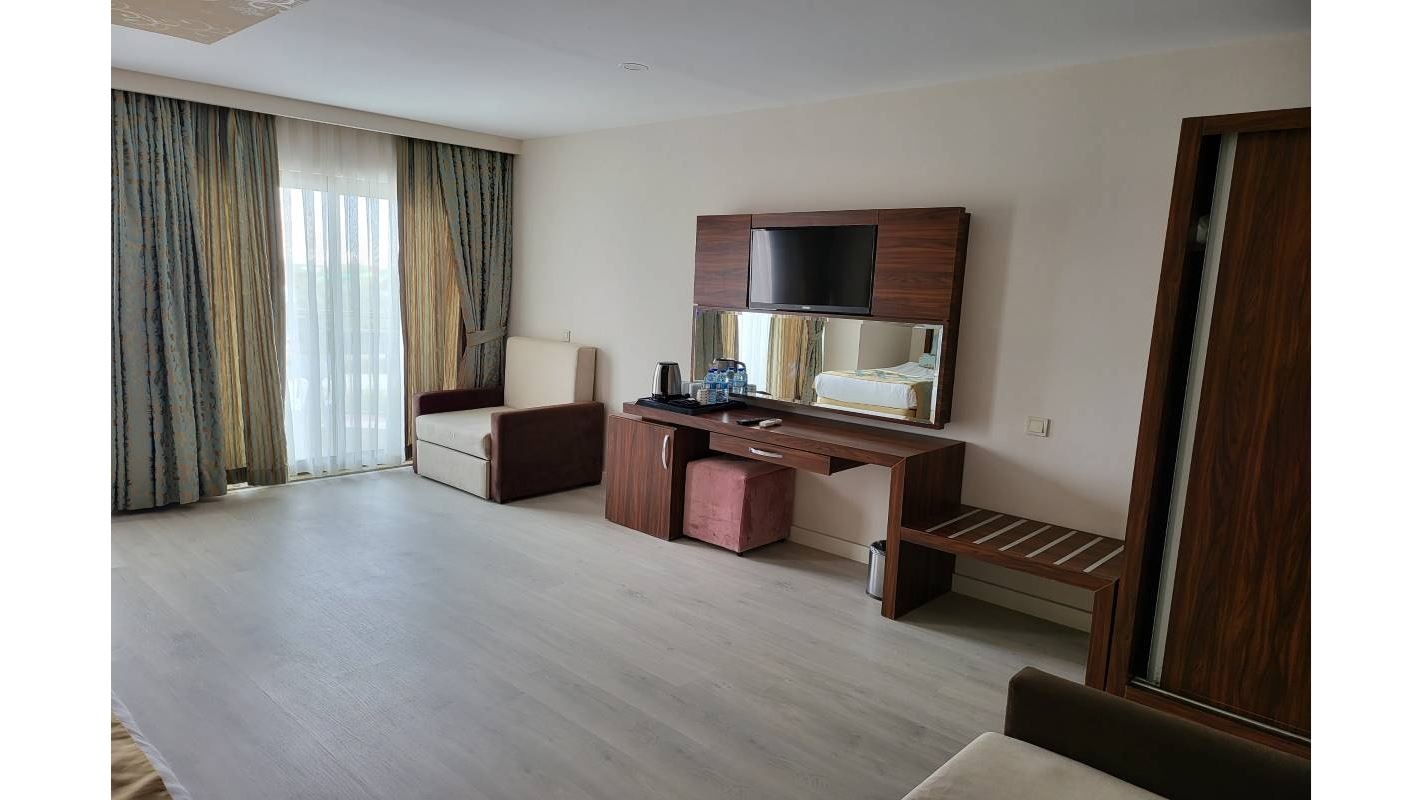 rooms-corner-room