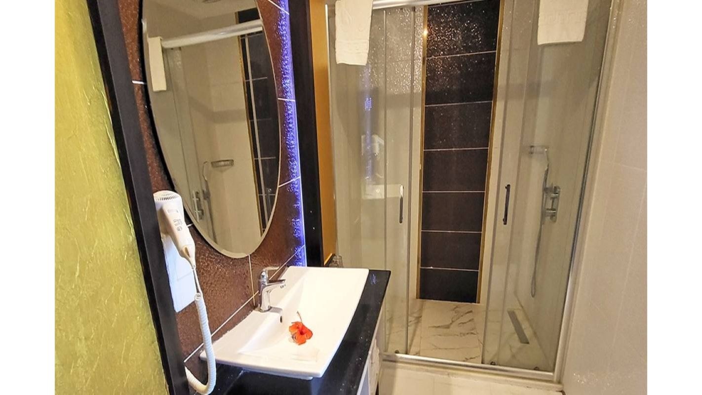 rooms-family-room