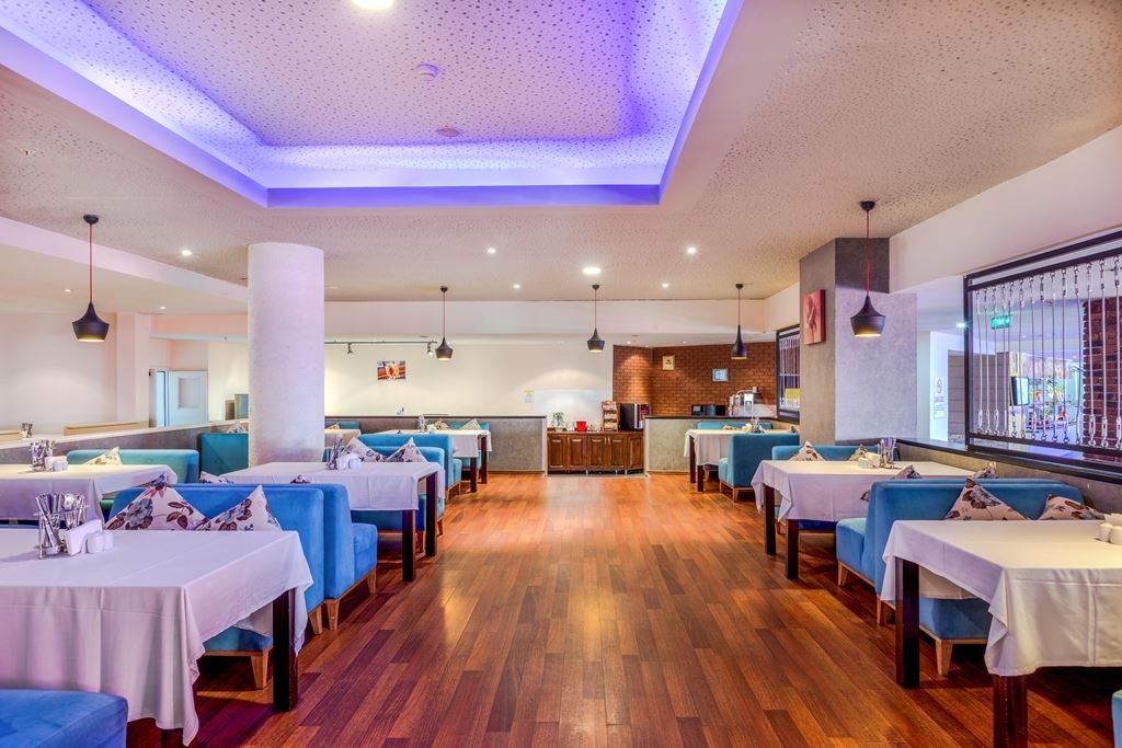 restaurants-beer--schnitzel-garden