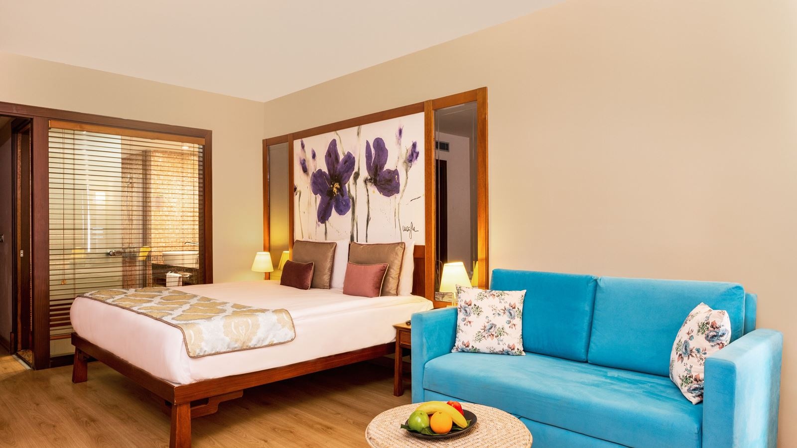 rooms-standard-hill-room