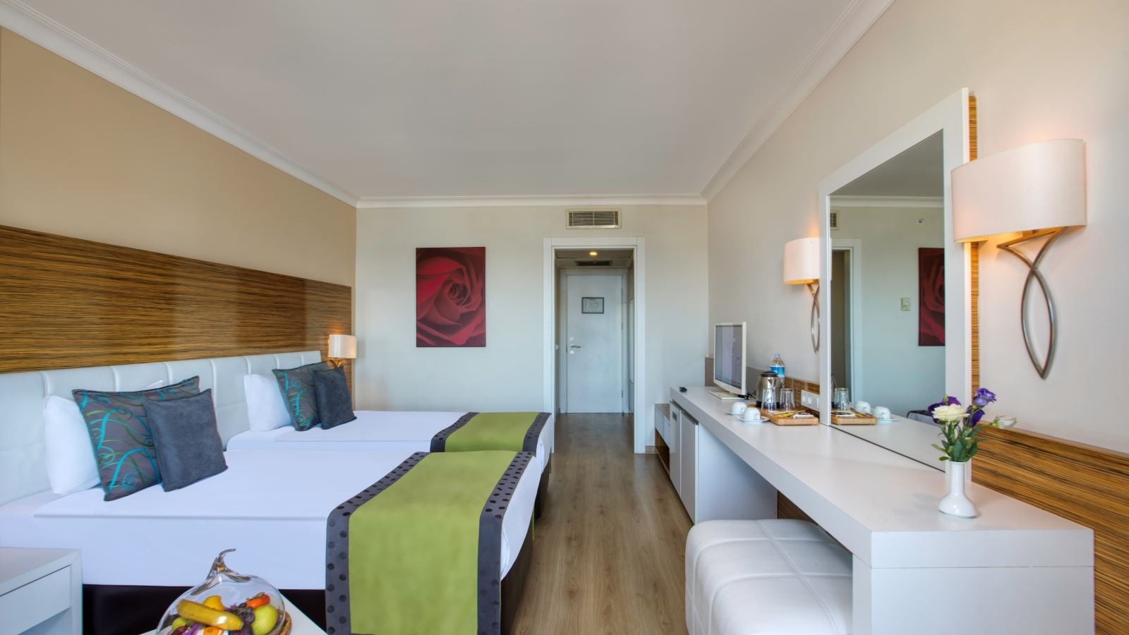 rooms-palace-standard-room-main-building