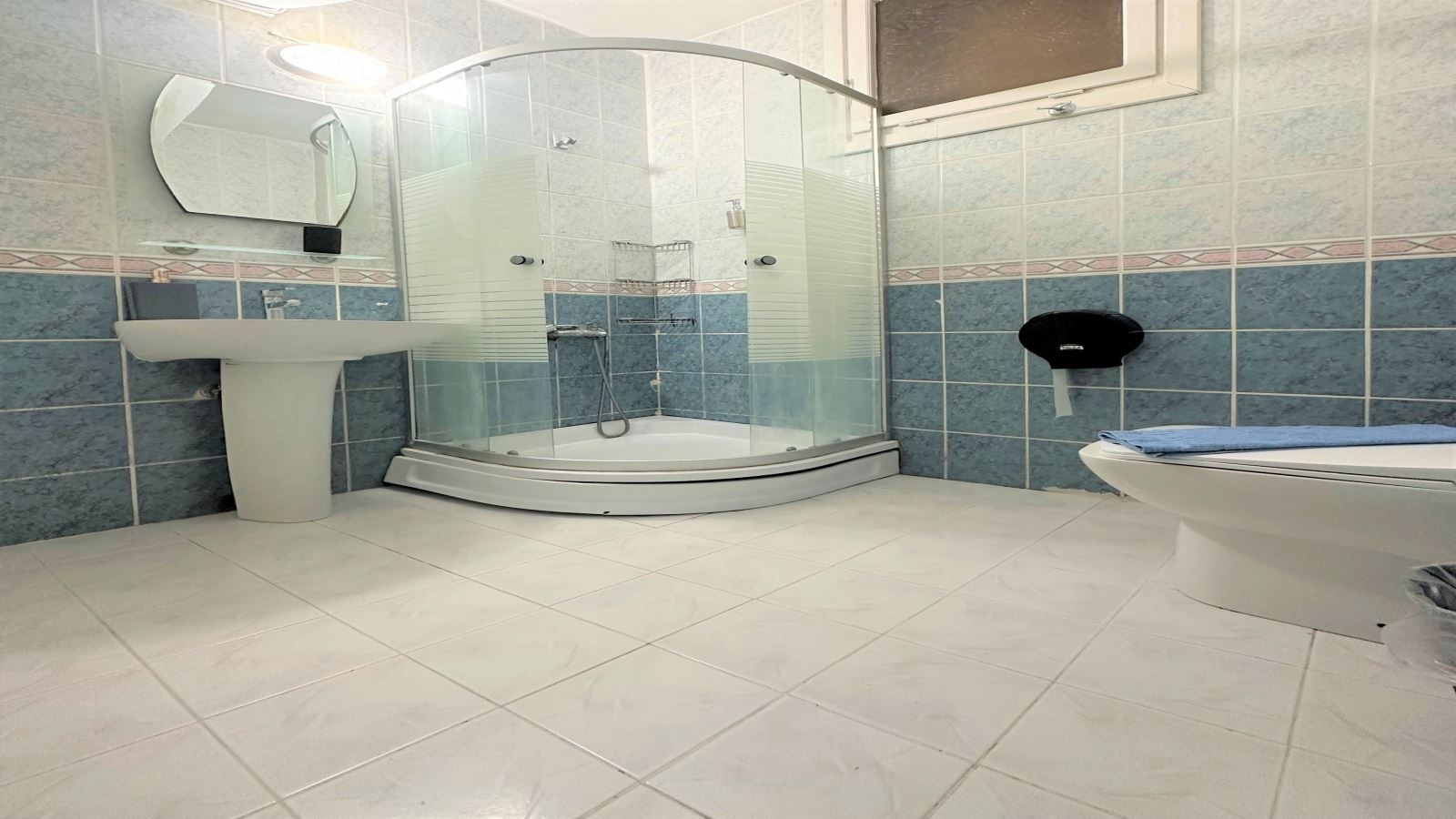 rooms-standard-room