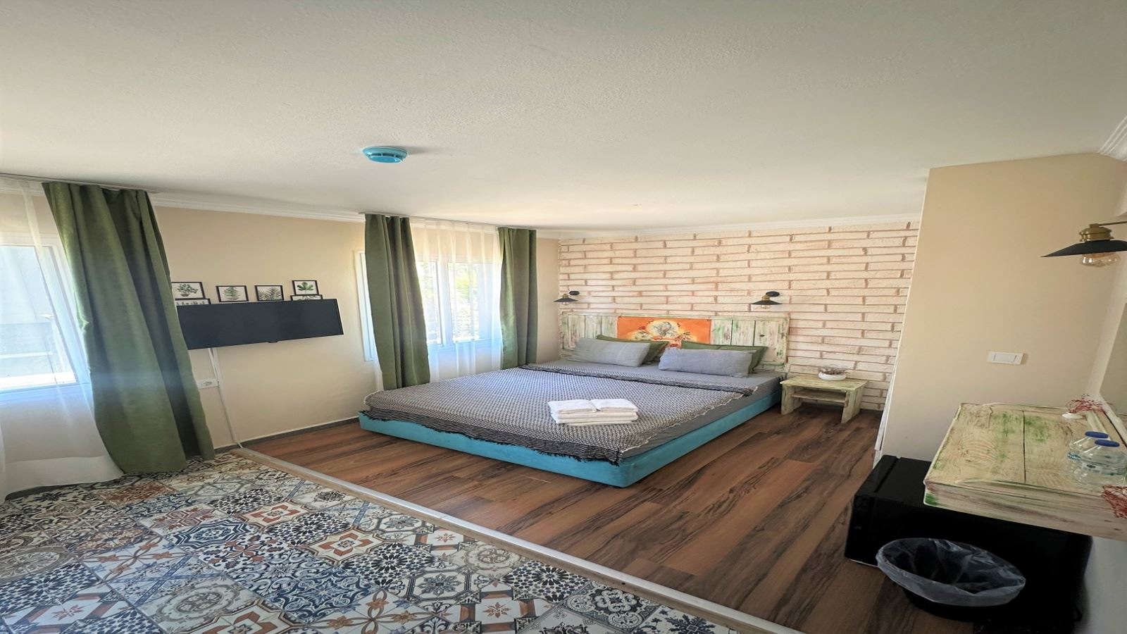 rooms-standard-room