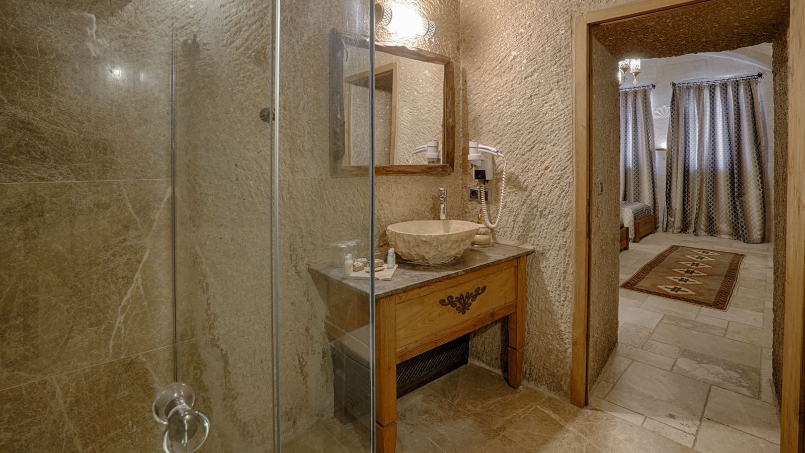 rooms-standard-triple-room